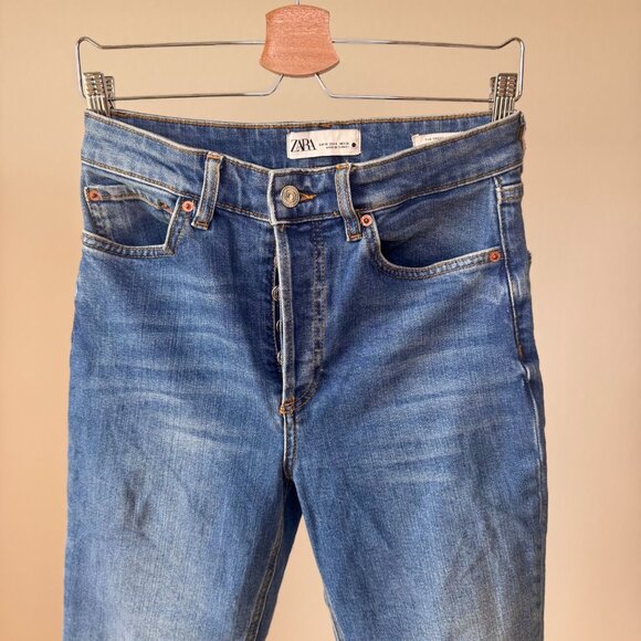 ZARA Beamy Blue Raw Hem Flare Jeans | Size 4 / 36 | High Waist | Rare Wash - Picture 8 of 14